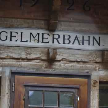 Die Gelmerbahn ist eines der kühnsten Bauwerke der Bahnpioniere und für kleine und große Urlauber ein Muss.