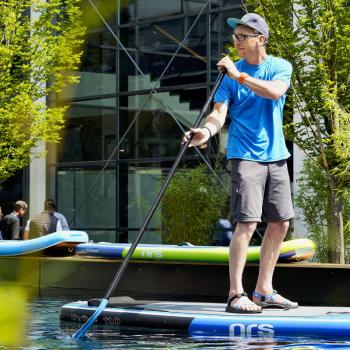 Auf der Erfolgswelle: Wassersport liegt voll im Outdoor Trend – Die Leitmesse Outdoor präsentiert vergrößerte Water Sports Area - (c) Outdoor Friedrichshafen