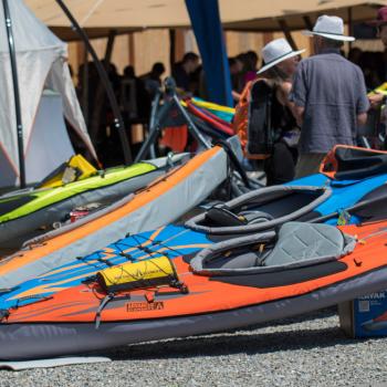 Auf der Erfolgswelle: Wassersport liegt voll im Outdoor Trend – Die Leitmesse Outdoor präsentiert vergrößerte Water Sports Area - (c) Outdoor Friedrichshafen