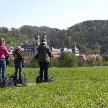 Mit dem Segway rund um Kloster Schöntal - (c) Jörg Bornmann