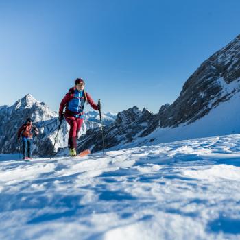 Auf die Felle, fertig, los! Aber bitte mit Rücksicht - 5 Tipps für Skitouren mit gutem Gewissen - (c) Hansi Heckmair Medres für Ortovox