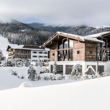 PURADIES Leogang - Das Badhaus 'Innere Mitte' im Winter - (c) Puradies