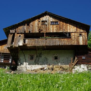 In Corvara, Herzen des ladinischen Dolomiten-Tals Alta Badia, erwarten die Besucher viele Wanderungen mit wunderbaren Ausblicken auf die Berge - (c) Harald G. Koch