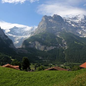 Grindelwald mit Blick auf den Eigner - Die Jungfrauregion in der Schweiz ist ein wahres Wanderparadies