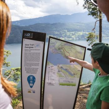 Infoaufsteller am Slow Trail Zwergsee in der Region Millstätter See - (c) MTG Gert Perauer