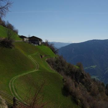 Wandern in Südtirol auf dem „Meraner Höhenweg“ - (c) Nicoletta De Rossi