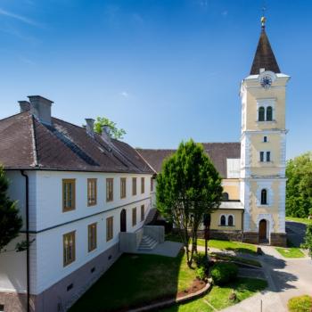 „Himmlisch urlauben“ in der Steiermark - Näher an einer Kirche kann man nicht Urlaub machen.