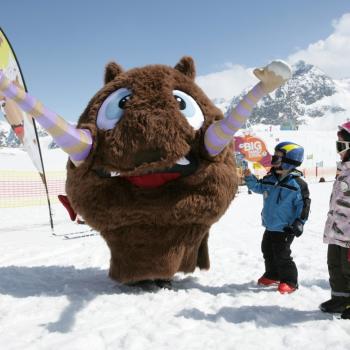 Vom Zauberteppich ins Skigebiet - (c) Stubaier Gletscher - Andre Schönherr