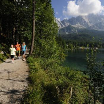 Wandern rund um den Eibsee bei Grainau