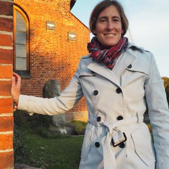 Stadt- und Kirchenführerin Dr. Andrea Susanne Opielka erzählt über den wenig bekannten Pilgerweg Via Scandinavica - (c) Enric Boixadós