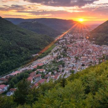 Sonnenuntergang Kunstmühlefels - © Bad Urach Tourismus, Claudiu Sîrbu