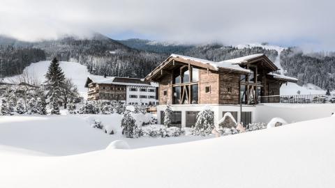 PURADIES Leogang - Das Badhaus 'Innere Mitte' im Winter - (c) Puradies