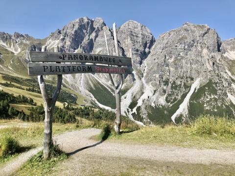 Wandern für Faulpelze und Genießer - Berge, Wanderungen und eine gute Küche - die Genussseite des Stubaitals - (c) Gabi Dräger