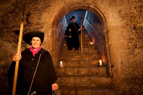 Nachtwächterrundgang in Steyr - Im Michaelerkeller - (c) Ralf Hochhauser Nachtwächterrundgang in Steyr - Im Michaelerkeller - (c) Ralf Hochhauser