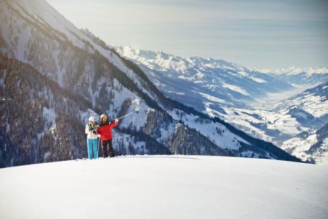 Winterurlaub in St. Johann im Salzburger Land - (c) St. Johann Alpendorf