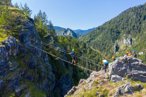 KOROŠKA Takes you by surprise.   Der Geheimtipp für Outdoor-Abenteuer in Slowenien - (c) www.koroska.si 