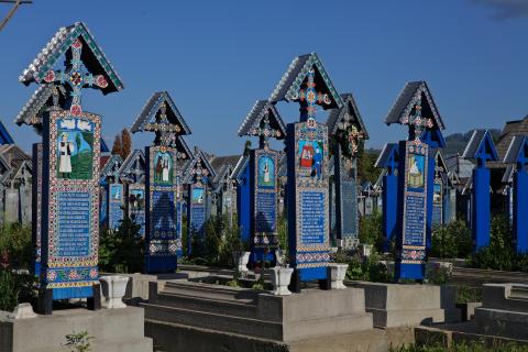 Sapantas lustiger Friedhof und seine unzähligen Kunstwerke - (c) Enric Boixadós Sapantas lustiger Friedhof und seine unzähligen Kunstwerke - (c) Enric Boixadós