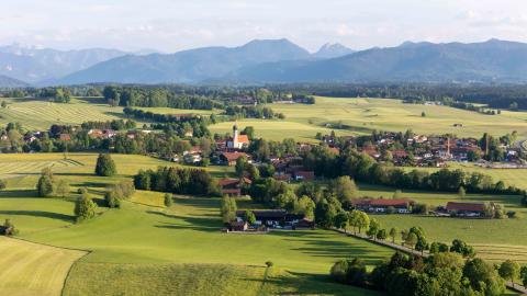 Da Kuah auf da Spur - Das Tourenprojekt der Molkerei Berchtesgadener Land rückt mit zwei neuen Routen das Mangfalltal sowie das Wasserschloss Reisach in den Mittelpunk - (c) Hag-Ehgerten/Molkerei BGL